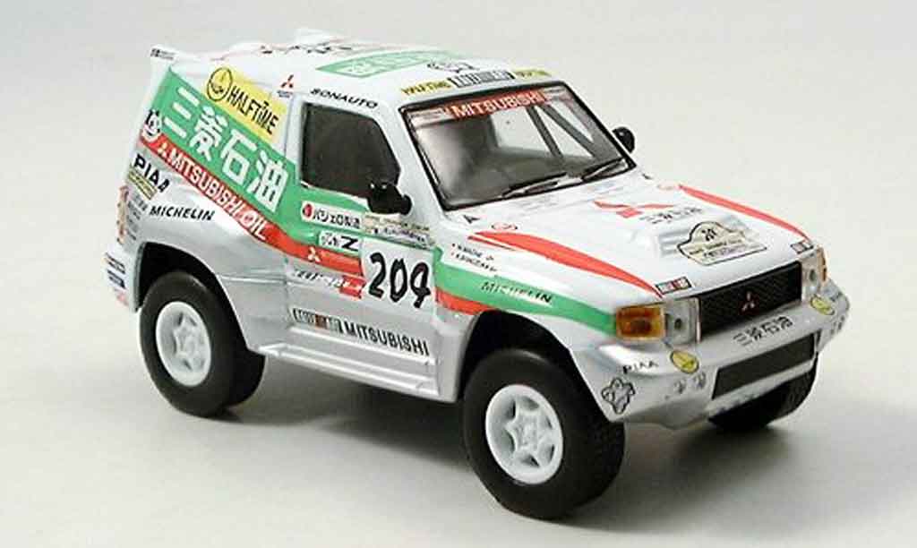 Mitsubishi Pajero Evolution 1/43 Del Prado Evolution No.204 modelauto