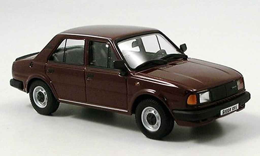 Skoda 120 1/43 Abrex l bruin 1986 modelauto