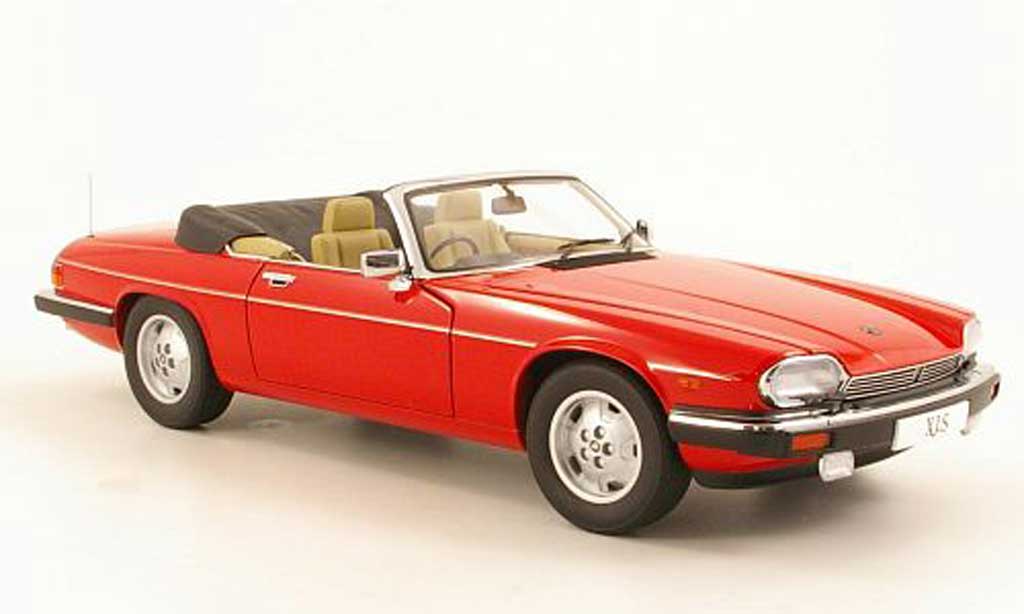 Jaguar XJS 1988 1/18 Autoart 1988 Cabriolet rood RHD 1988 modelauto