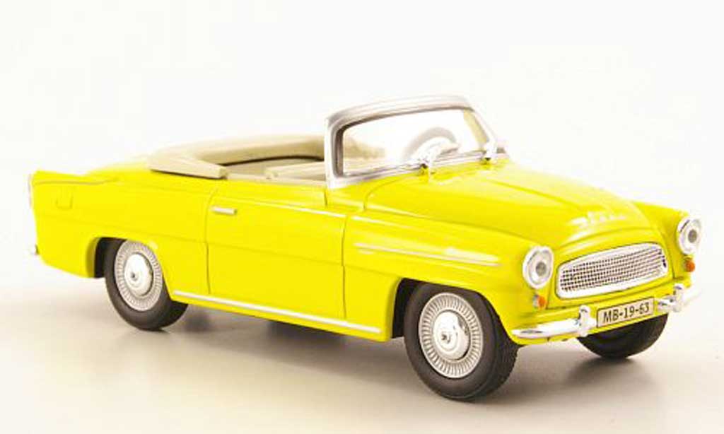 Skoda Felicia 1/43 Abrex Roadster geel modelauto
