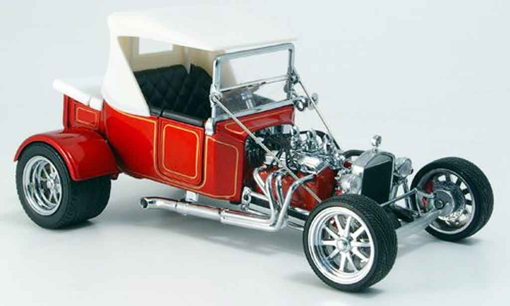 Ford Hot Rod 1/18 Yat Ming t-bucket rood geschlossen 1925 modelauto