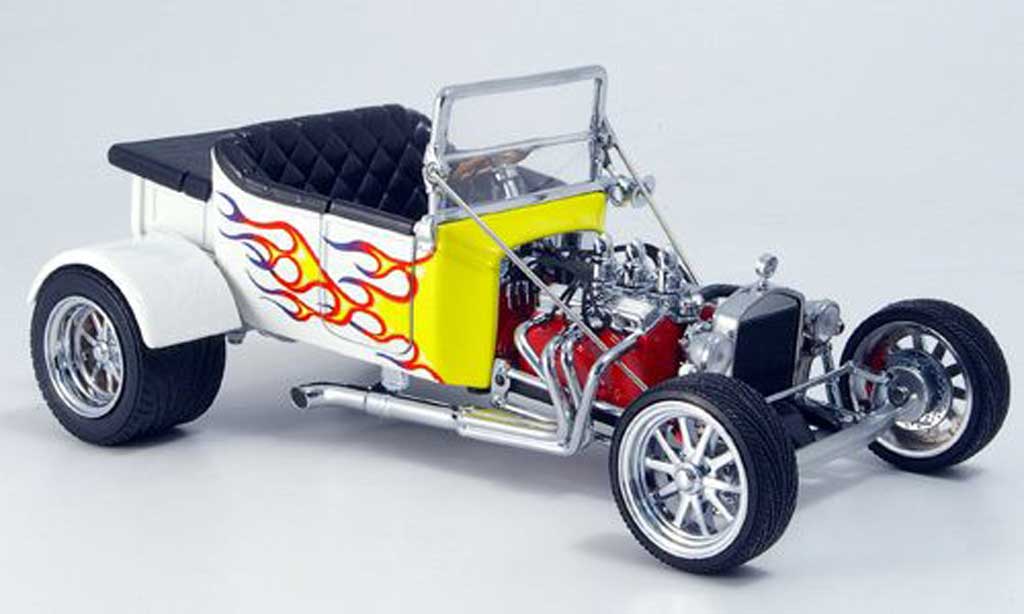 Ford Hot Rod 1/18 Yat Ming t-bucket wit avec geelen flammen offen 1925 modelauto