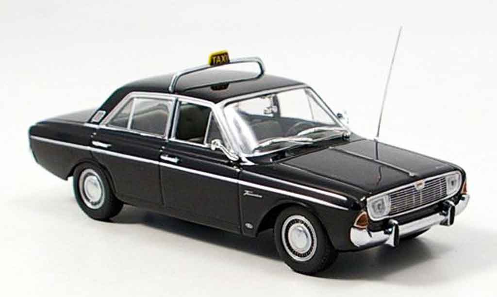Ford Taunus 1/43 Minichamps P5 Taxi modelauto