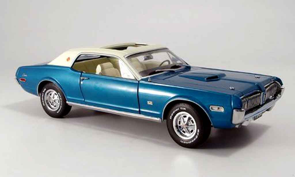 Mercury Cougar 1/18 Sun Star xr7g blauw wit 1968 modelauto