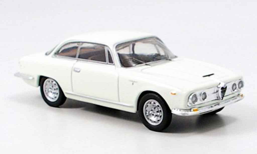 Alfa Romeo 2600 1/43 M4 sprint wit 1962 modelauto
