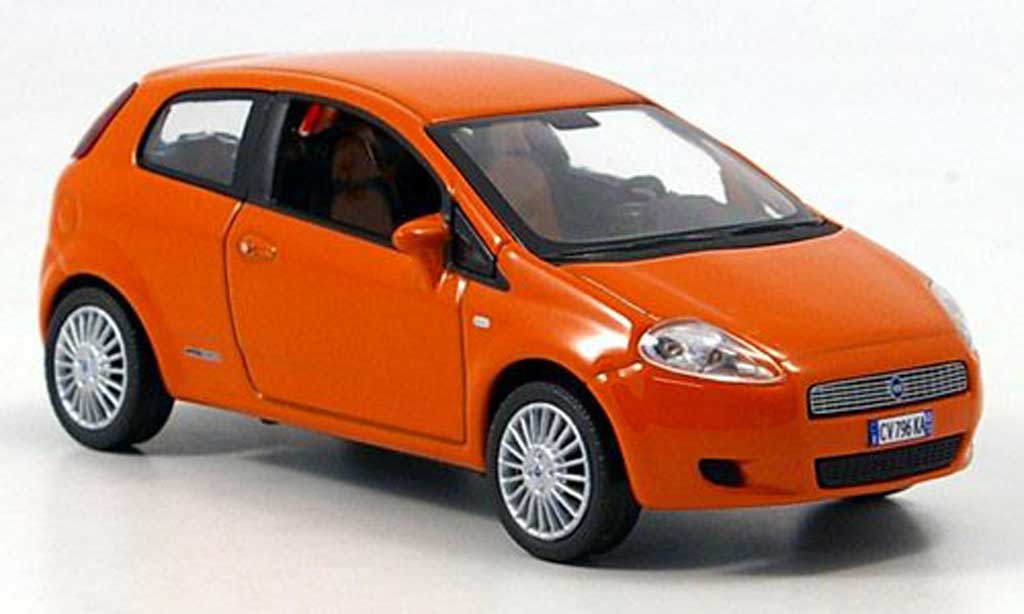 Fiat Grande Punto 1/43 Norev oranje 3-portes 2005 modelauto