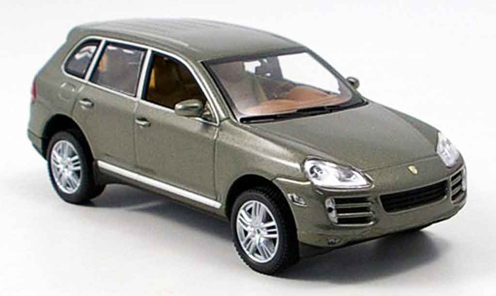 Porsche Cayenne S 1/43 Minichamps S grun modelauto