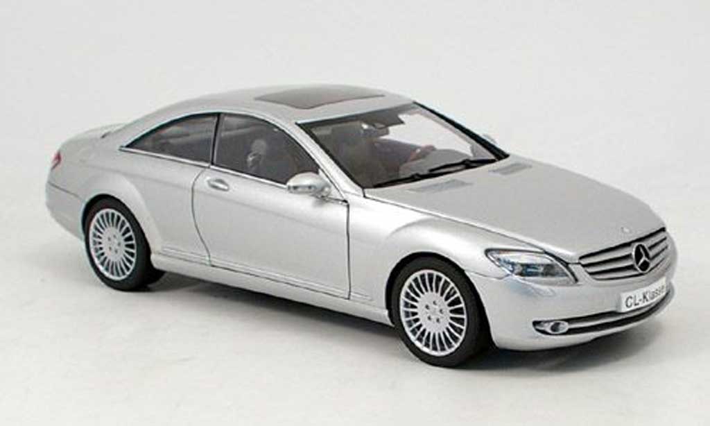 Mercedes Classe CL 1/18 Autoart (c 216) grijs 2006 modelauto