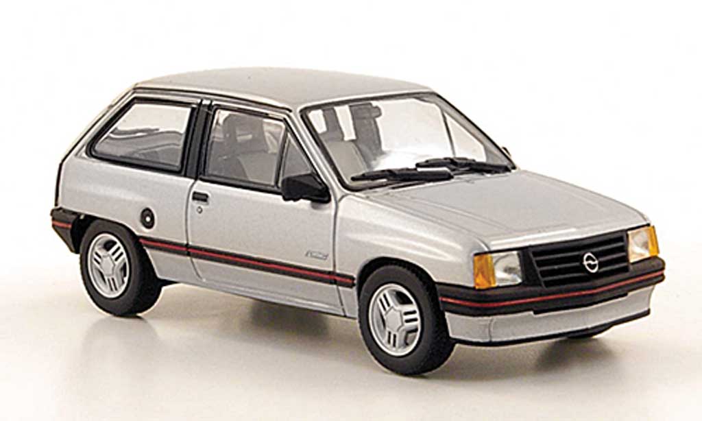 Opel Corsa 1/43 Minichamps A grijs 1984 modelauto