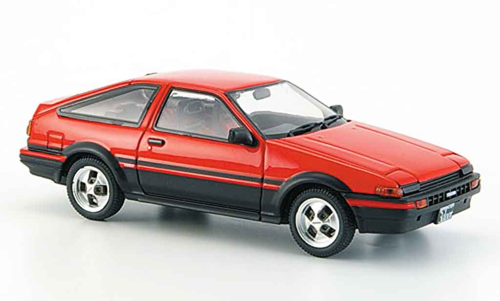 Toyota Trueno 1/43 Ebbro sprinter (ae86) rood zwart modelauto