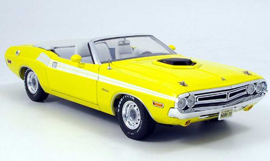Dodge Challenger 1971 1/18 Greenlight 1971 cabriolet geel modelauto