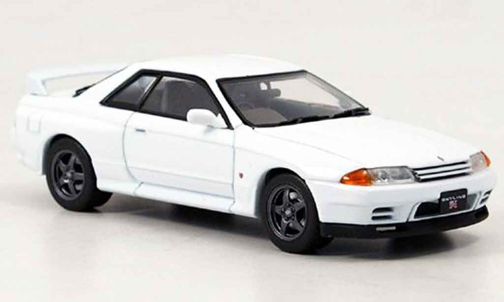 Nissan Skyline R32 1/43 Ebbro R32 GT R wit modelauto