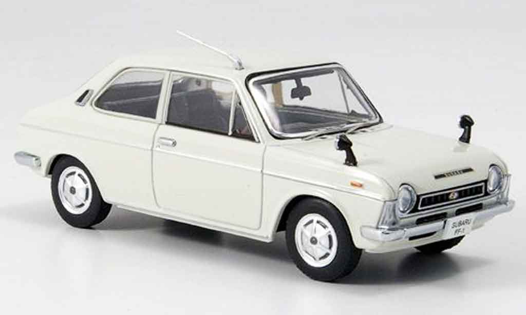Subaru FF 1/43 Ebbro 1 1100 wit 1969 modelauto
