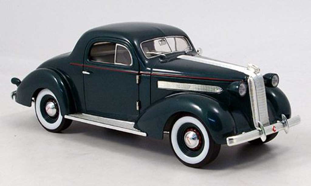 Pontiac De Luxe 1/18 Signature grun 1936 modelauto