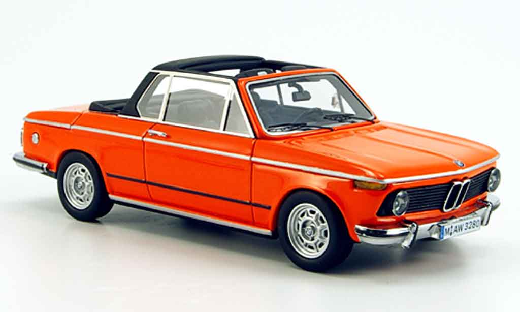 Bmw 2002 Tii 1/43 Neo Tii (E 10) Baur Cabrio oranje 1974 modelauto
