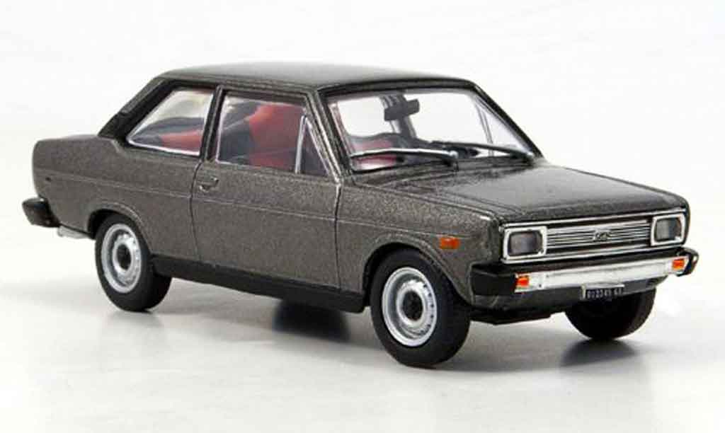 Fiat 131 1/43 Starline Mirafiori anthrazit 1971 modelauto
