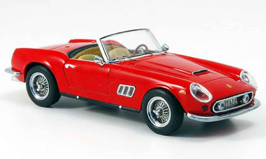 Ferrari 250 GT California 1/43 IXO GT California california rood 1957 modelauto