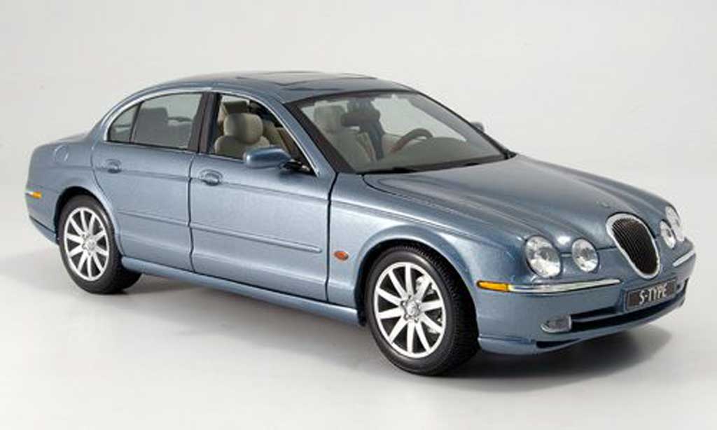 Jaguar S-Type 1/18 Maisto blauw grijs modelauto
