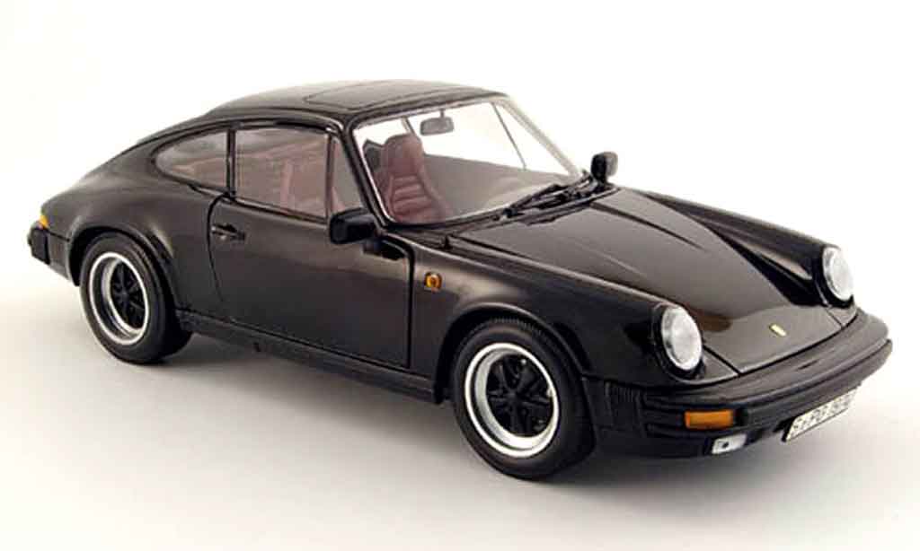 Porsche 930 3.2 1/18 Minichamps 3.2 carrera zwart 1983 modelauto