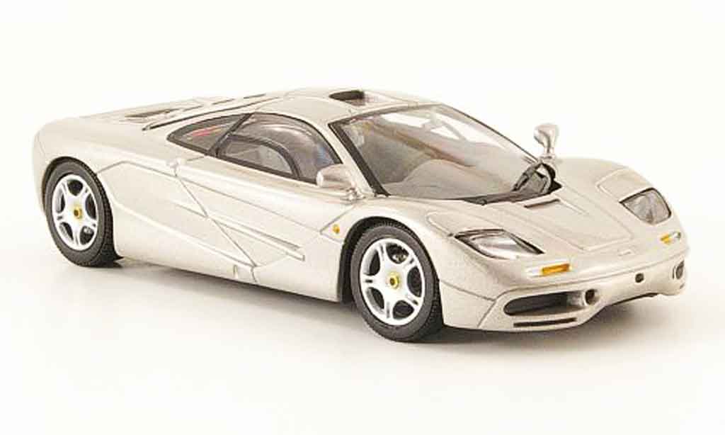 McLaren F1 1/43 Minichamps grijs metallic Road Car modelauto