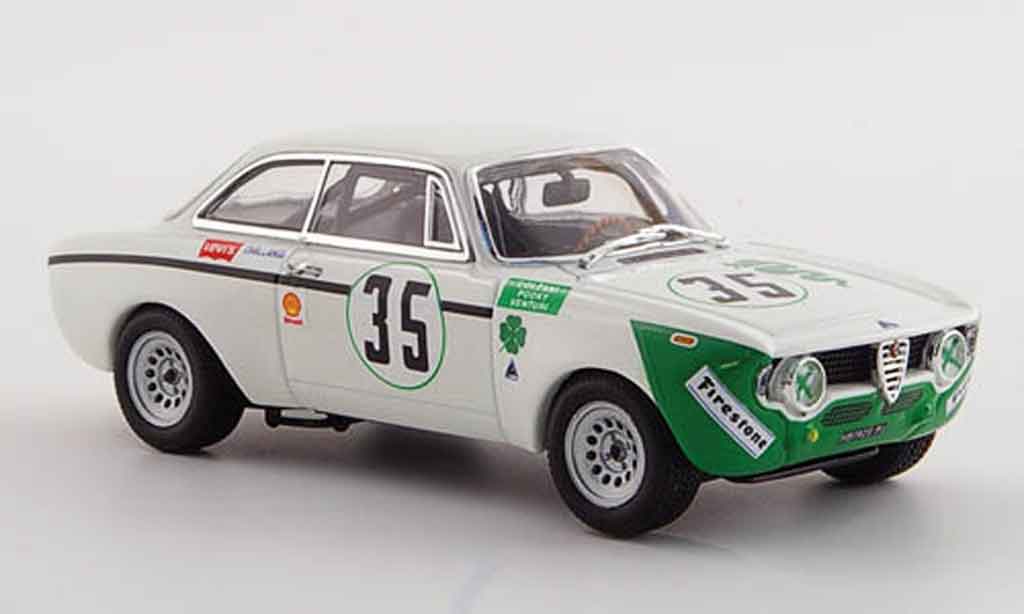 Alfa Romeo Giulia 1300 GTA 1/43 Minichamps 1300 GTA junior no.35 jarama 1972 modelauto