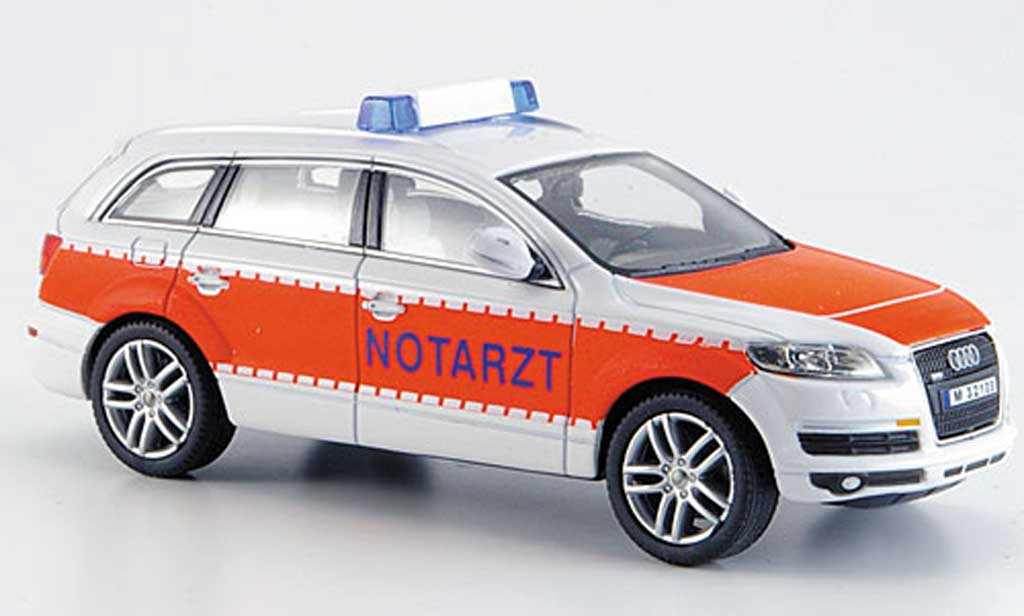 Audi Q7 1/43 Schuco medecin modelauto