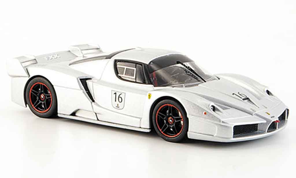 Ferrari Enzo FXX 1/43 Hot Wheels Elite FXX no.16 grijs metallic nurburgring modelauto