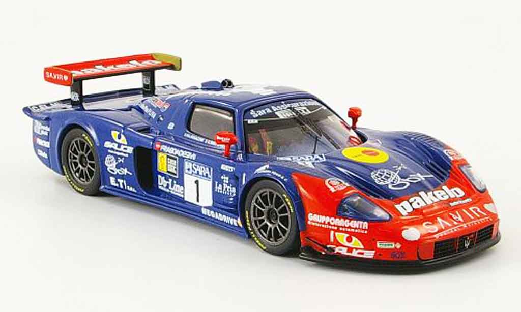 Maserati MC12 1/43 IXO no.1 pakelo gt italien 2005 modelauto