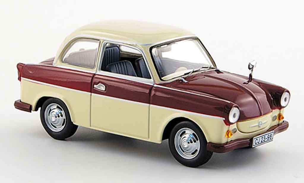 Trabant P50 1/43 IST Models Sedan rood beige 1958 modelauto