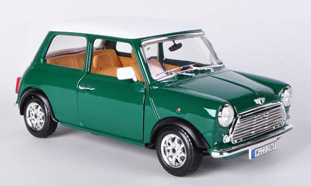 Austin Mini Cooper 1/18 Burago Cooper grun/wit (1:16) 1969 modelauto