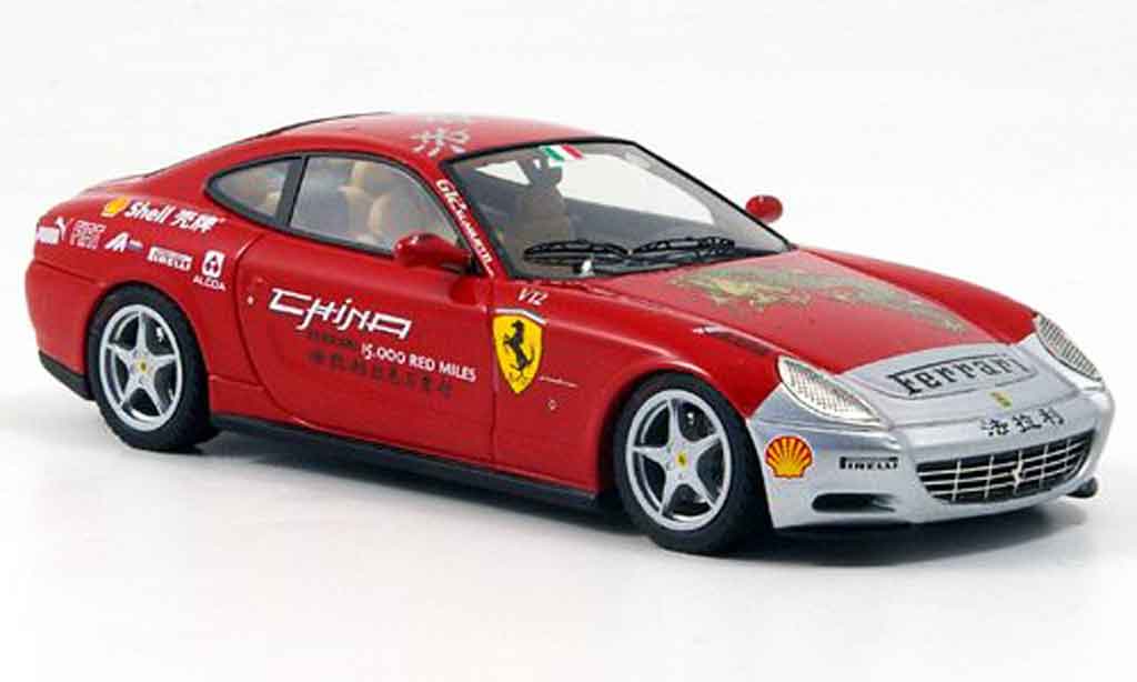 Ferrari 612 1/43 Look Smart scaglietti rood grijs metallic 15000 red miles tour modelauto