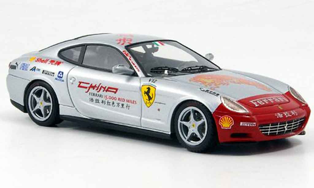 Ferrari 612 1/43 Look Smart scaglietti grijs metallic rood 15000 red miles tour modelauto