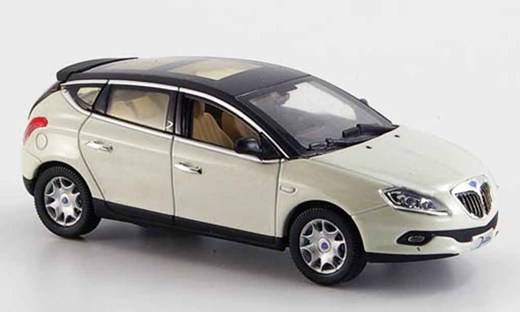 Lancia Delta 1/43 Norev new 2008 modelauto