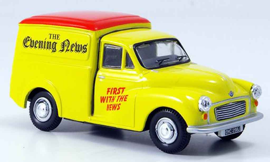 Morris Minor 1/43 Oxford Van geel rood Evening News Kasten modelauto