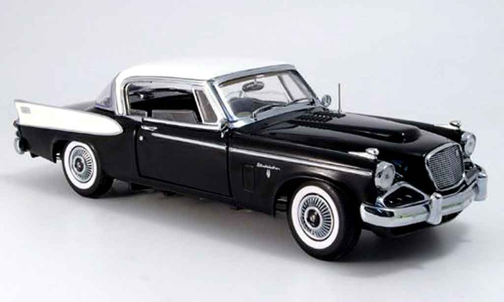 Studebaker Hawk 1/18 Yat Ming zwart wits dach 1958 modelauto