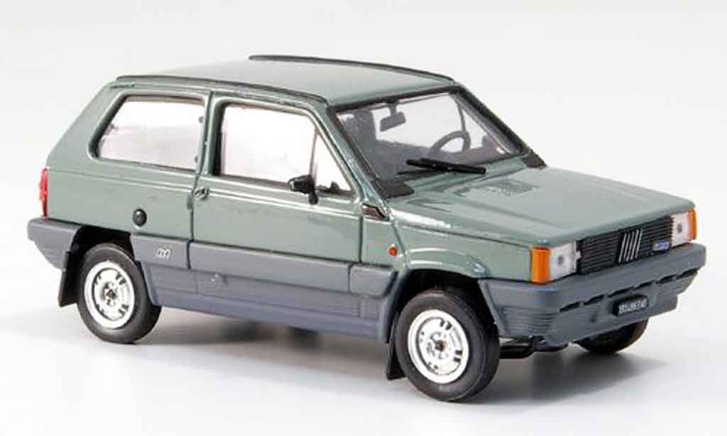 Fiat Panda 1/43 Brumm 4x4 olivgrun 1983 modelauto
