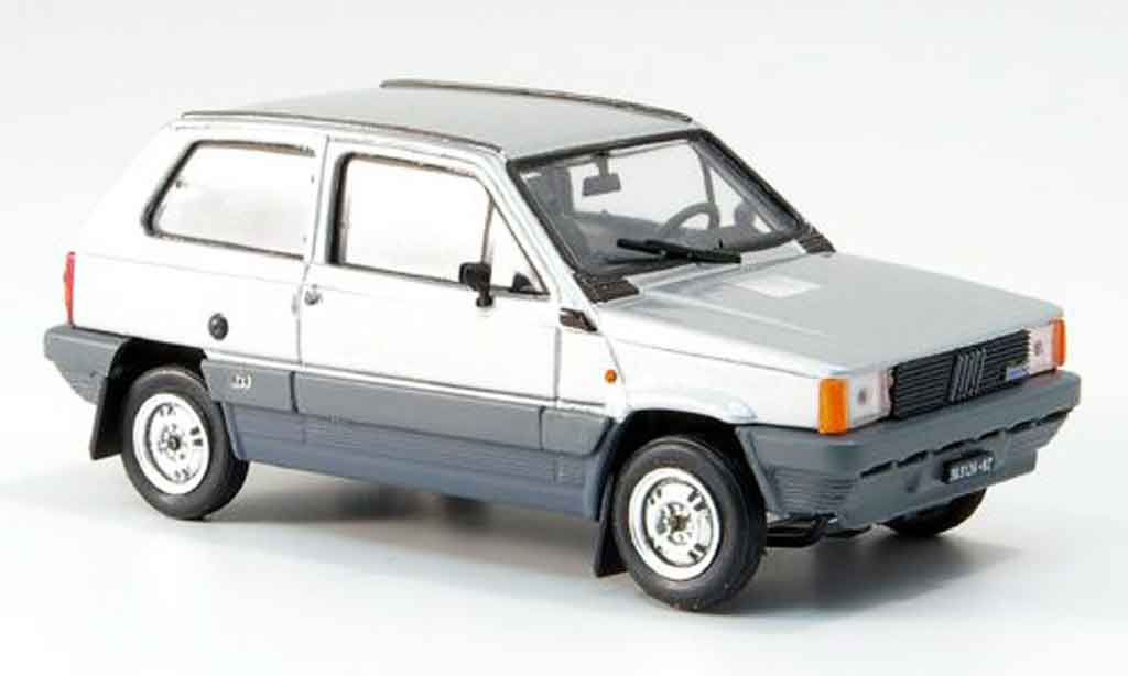 Fiat Panda 1/43 Brumm 4x4 grijs 1983 modelauto