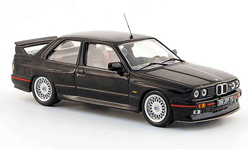 Bmw M3 E30 1/43 IXO E30 Sport Evolution zwart 1990 modelauto