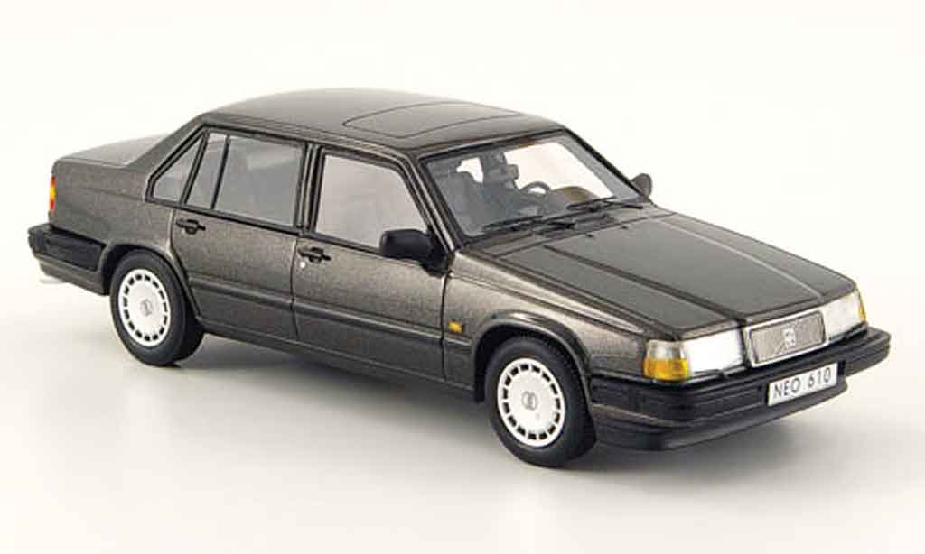 Volvo 940 1/43 Neo GL anthrazit 1992 modelauto