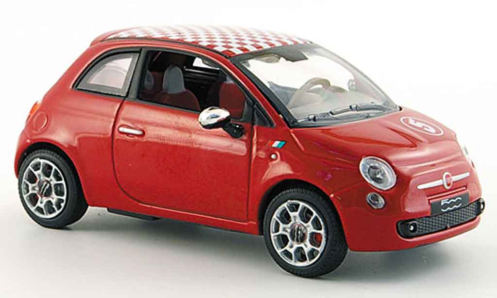 Fiat 500 1/43 Norev rood wit kariertes Dach 2007 modelauto