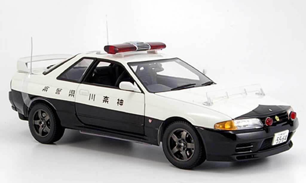 Nissan Skyline R32 1/18 Kyosho R32 gt-r no.502 polizei modelauto