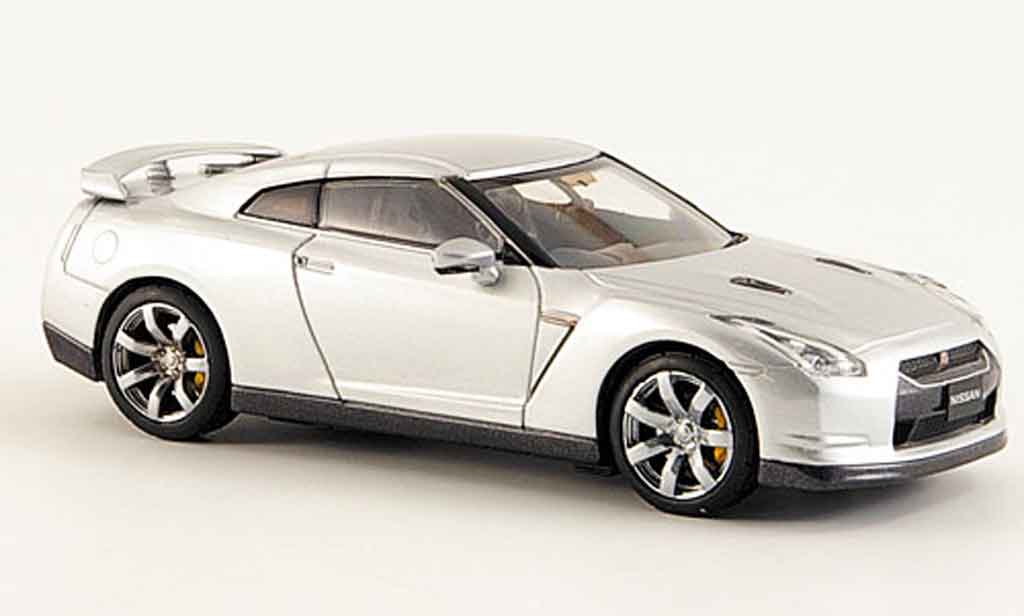 Nissan Skyline R35 1/43 Kyosho R35 GTR grijs metallic 2008 modelauto