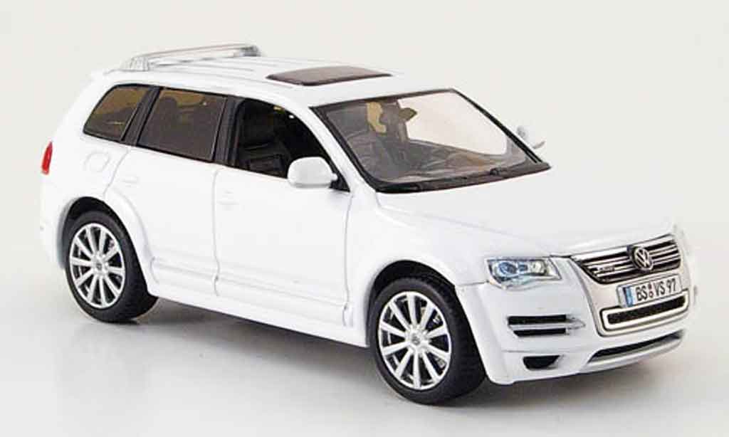 Volkswagen Touareg 1/43 Norev r50 wit 2008 modelauto