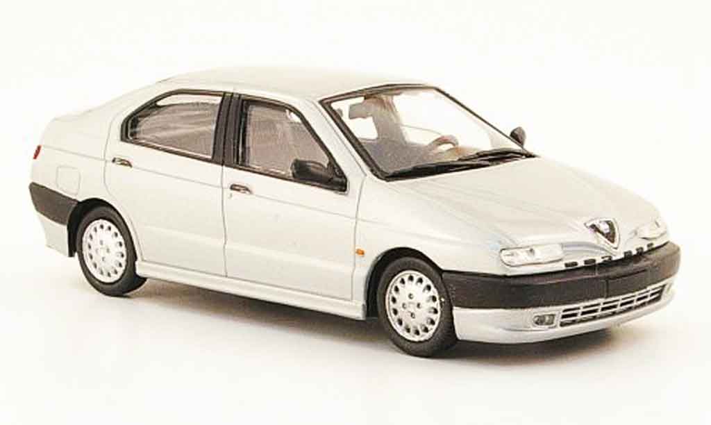Alfa Romeo 146 1/43 Pego grijs metallic 1995 modelauto