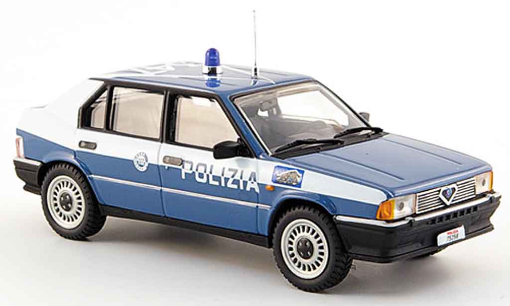 Alfa Romeo 33 1/43 Pego politie squadra volante 1985 modelauto