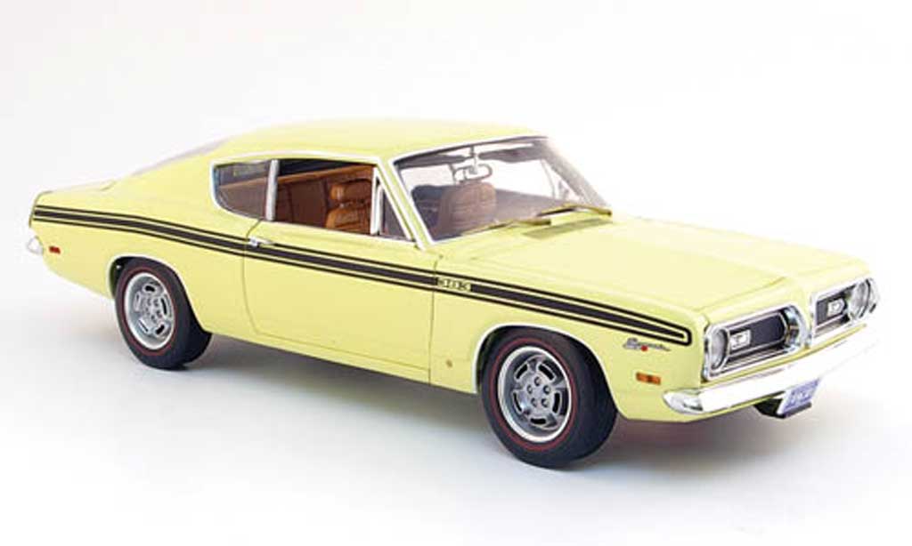 Plymouth Barracuda 1969 1/18 Highway 61 1969 formula s 383 geel modelauto