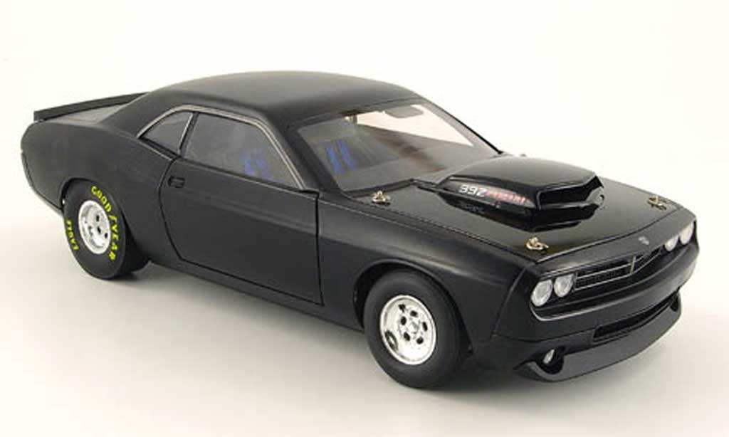 Dodge Challenger Super Stock 1/18 Highway 61 Super Stock 392 hemi super stock mattzwart 2008 modelauto