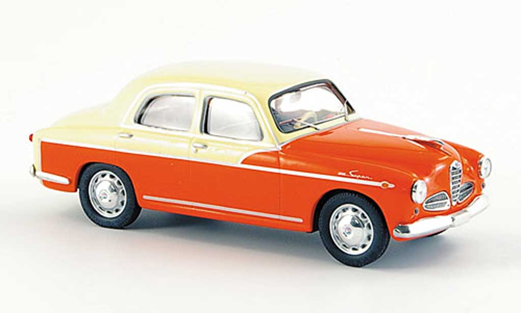 Alfa Romeo 1900 1/43 M4 Berlina Super beige/oranje 1956 modelauto