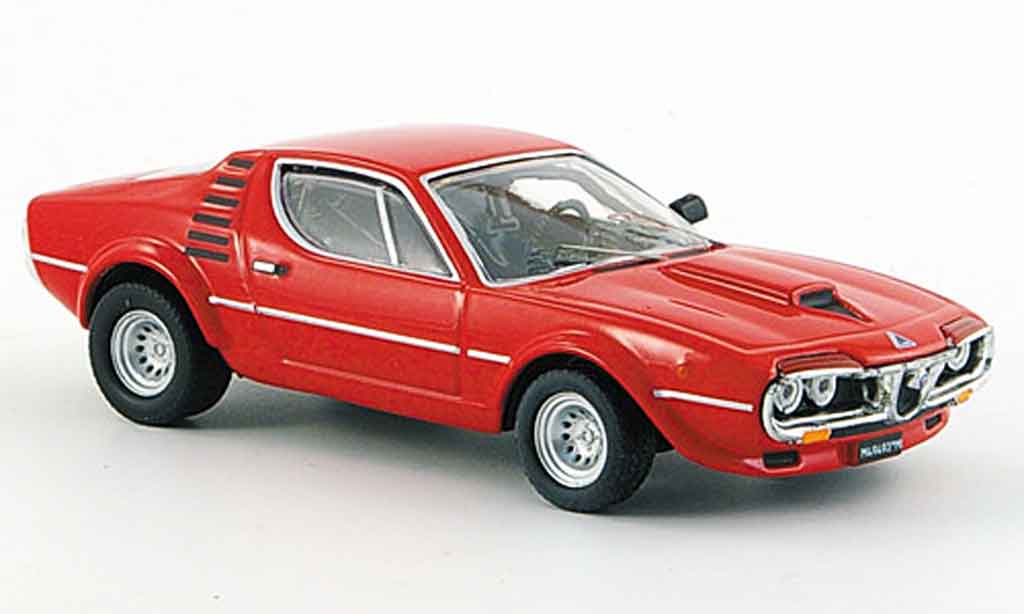 Alfa Romeo Montreal 1/43 M4 rennversion prasentation london 1973 modelauto
