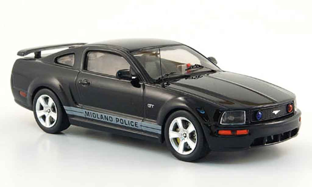 Ford Mustang 2006 1/43 IXO 2006 GT Midland Politie Verkehrs politie 2006 modelauto